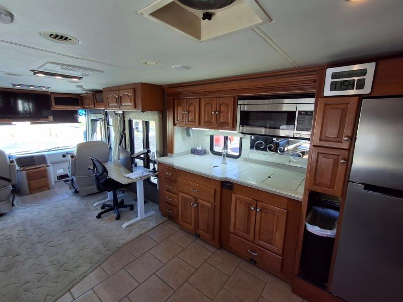 Tiffin Motorhomes Allegro Bus  2004