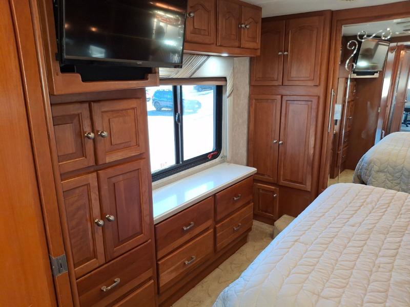 Tiffin Motorhomes Allegro Bus  2004