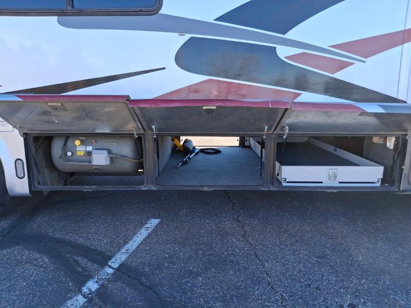 Tiffin Motorhomes Allegro Bus  2004