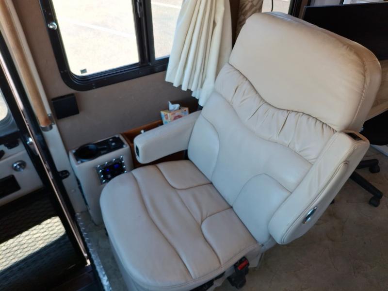 Tiffin Motorhomes Allegro Bus  2004