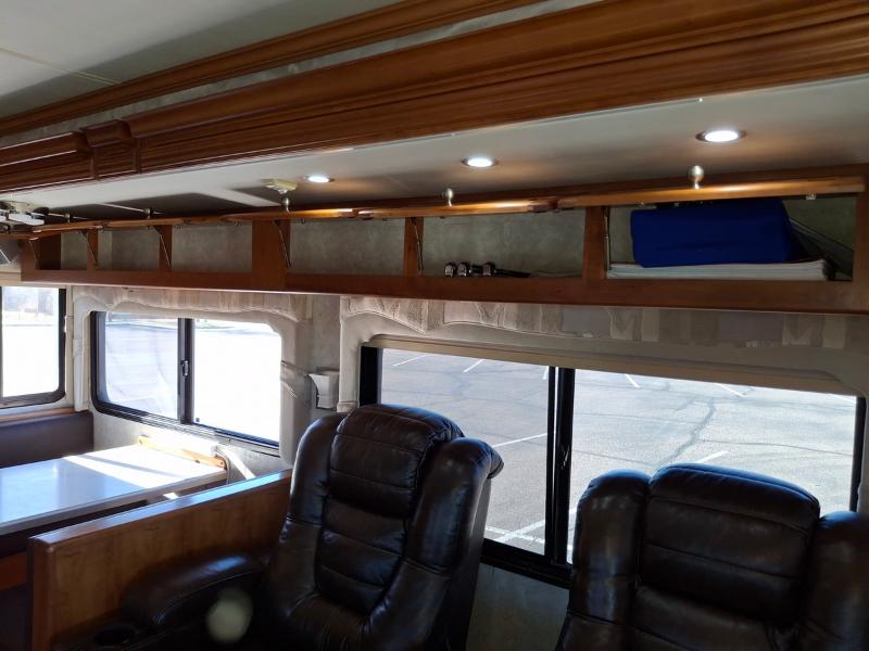 Tiffin Motorhomes Allegro Bus  2004