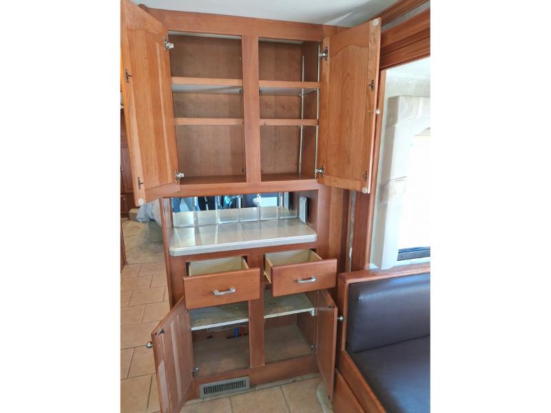 Tiffin Motorhomes Allegro Bus  2004