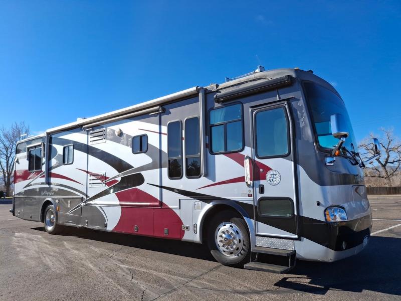 Tiffin Motorhomes Allegro Bus  2004