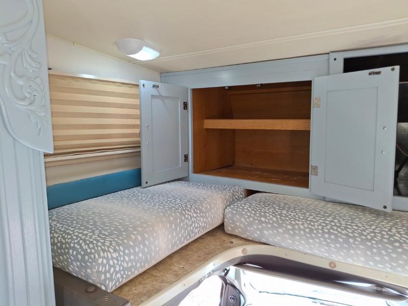 Coachmen Santara  2006