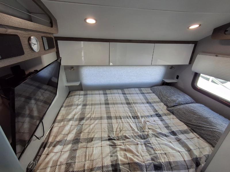 Intech Trailers Sol Horizon  2020