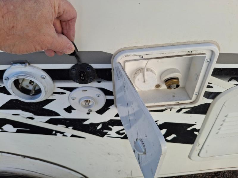 Intech Trailers Sol Horizon  2020