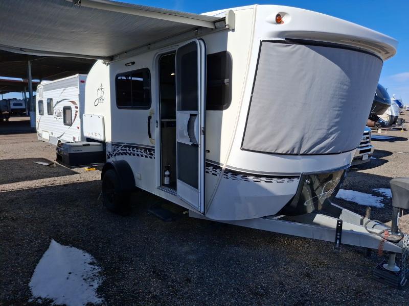 Intech Trailers Sol Horizon  2020