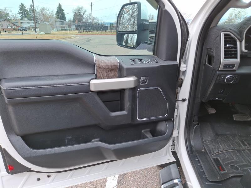 Ford F-250 Lariat SuperCab 4WD 2019