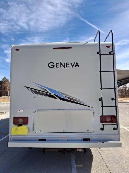 Thor Motor Coach Gemini  2023