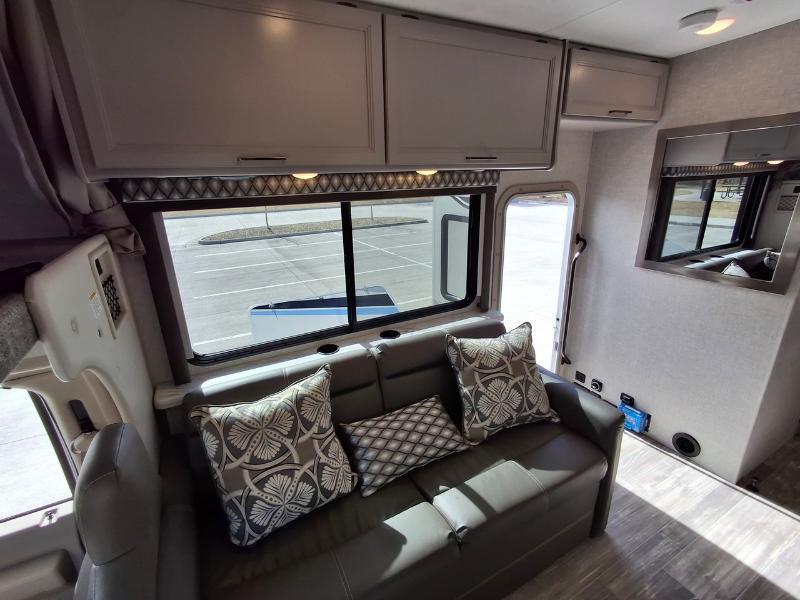 Thor Motor Coach Gemini  2023