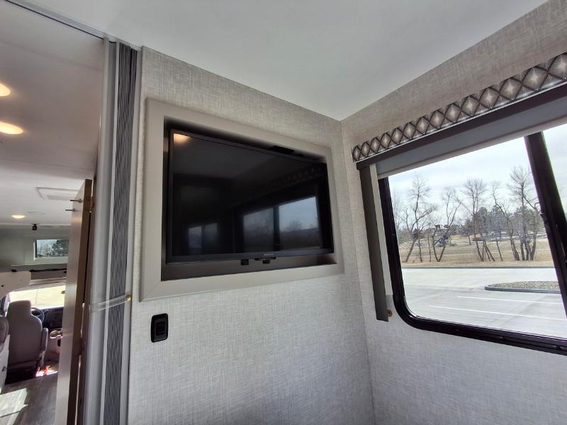 Thor Motor Coach Gemini  2023