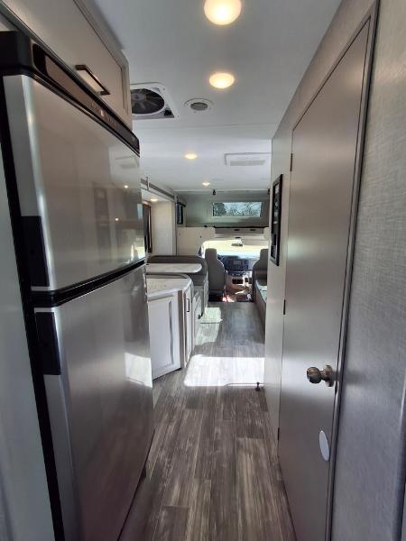 Thor Motor Coach Gemini  2023