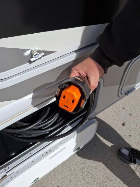 Thor Motor Coach Gemini  2023