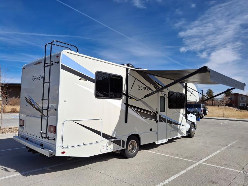 Thor Motor Coach Gemini  2023