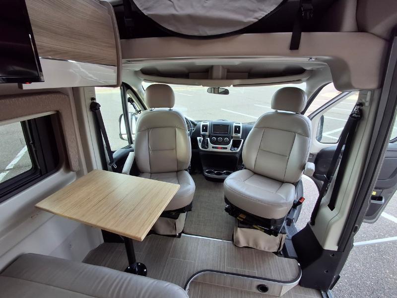 Thor Motor Coach Sequence 20J  2022