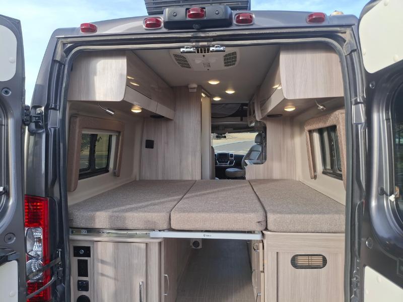 Thor Motor Coach Sequence 20J  2022