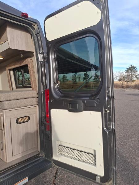 Thor Motor Coach Sequence 20J  2022