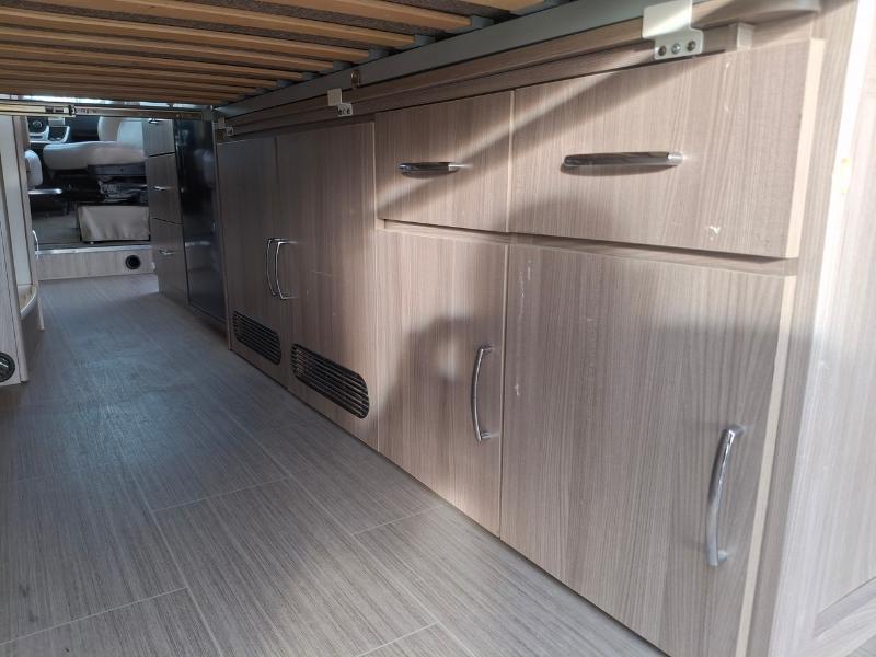 Thor Motor Coach Sequence 20J  2022