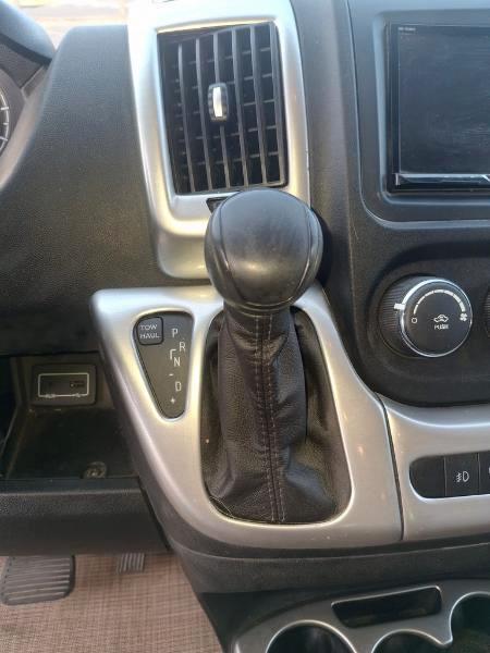 Thor Motor Coach Sequence 20J  2022