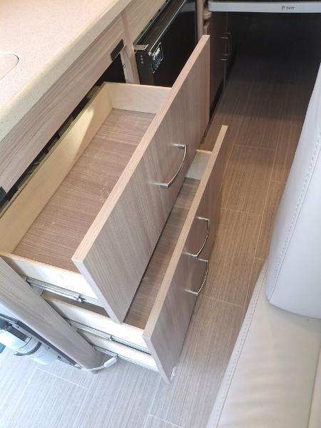 Thor Motor Coach Sequence 20J  2022