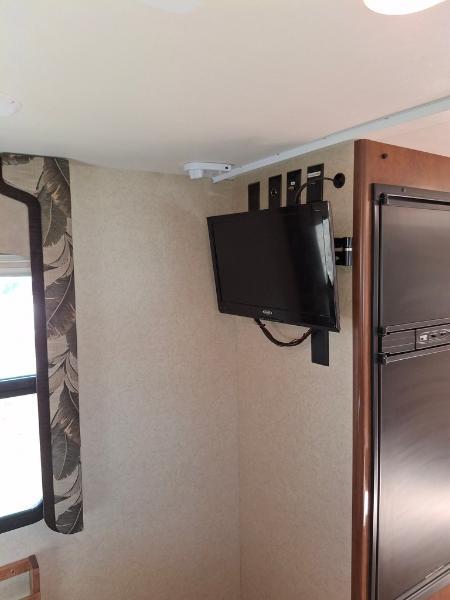 Lance Manufacturing M-1995  2015