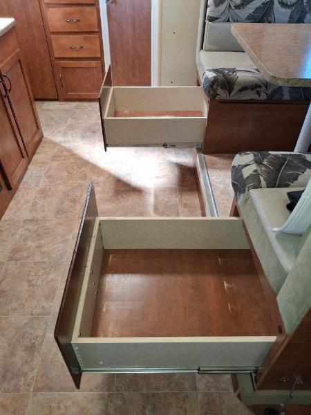 Lance Manufacturing M-1995  2015