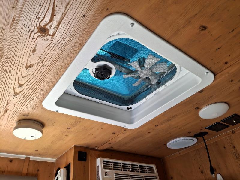 Sunset Park RV SunRay Travel Trailer  2022