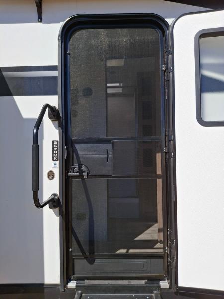 Grand Design Imagine  2023