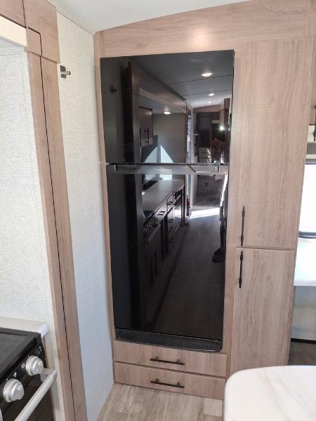 Grand Design Imagine  2023