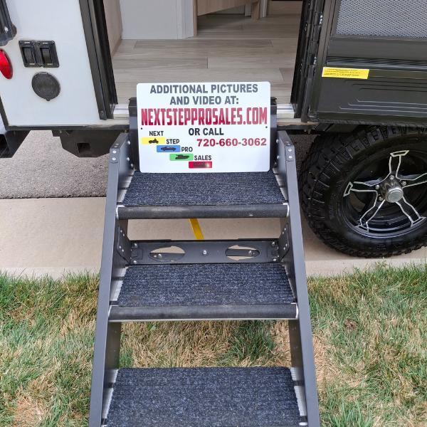 Winnebago Micro Minnie  2023