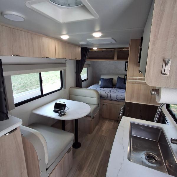 Winnebago Micro Minnie  2023
