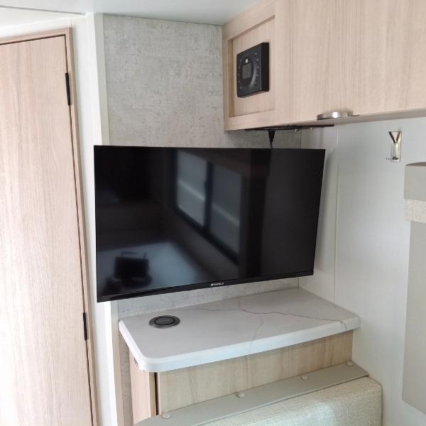 Winnebago Micro Minnie  2023