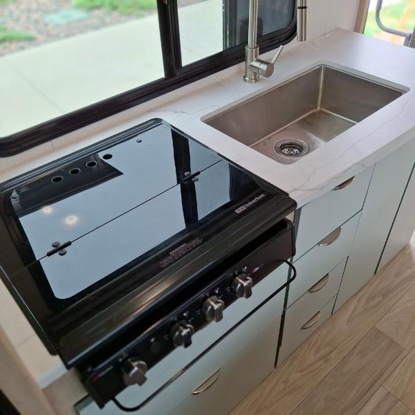 Winnebago Micro Minnie  2023