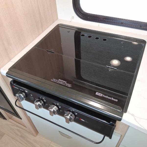 Winnebago Micro Minnie  2023