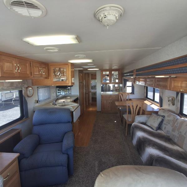 Newmar Dutch Star  2001