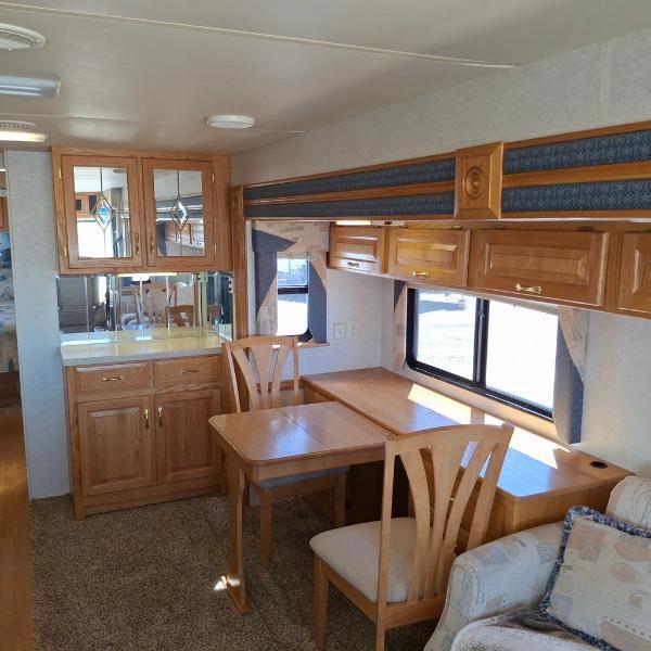 Newmar Dutch Star  2001