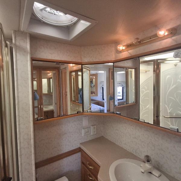 Newmar Dutch Star  2001