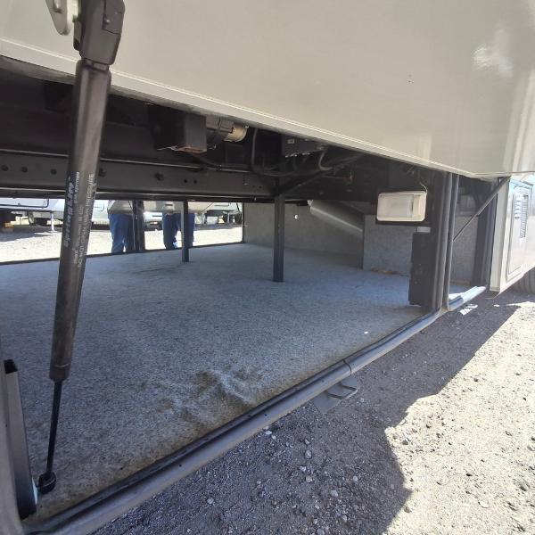 Newmar Dutch Star  2001