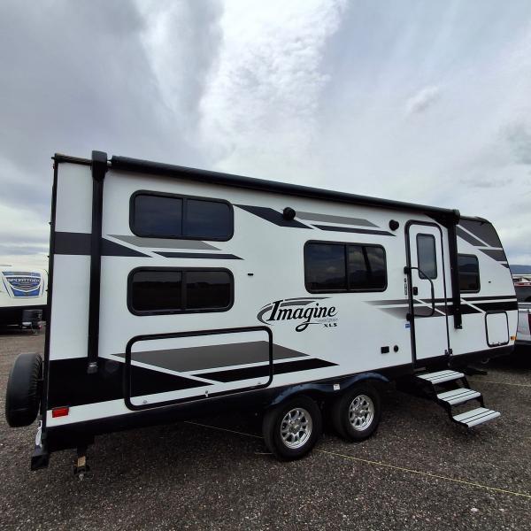 Grand Design Imagine XLS  2020