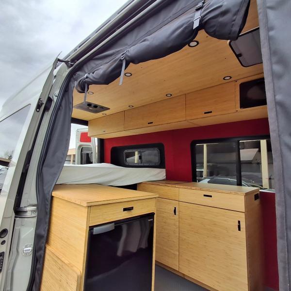 Mercedes-Benz Sprinter 2500  2024