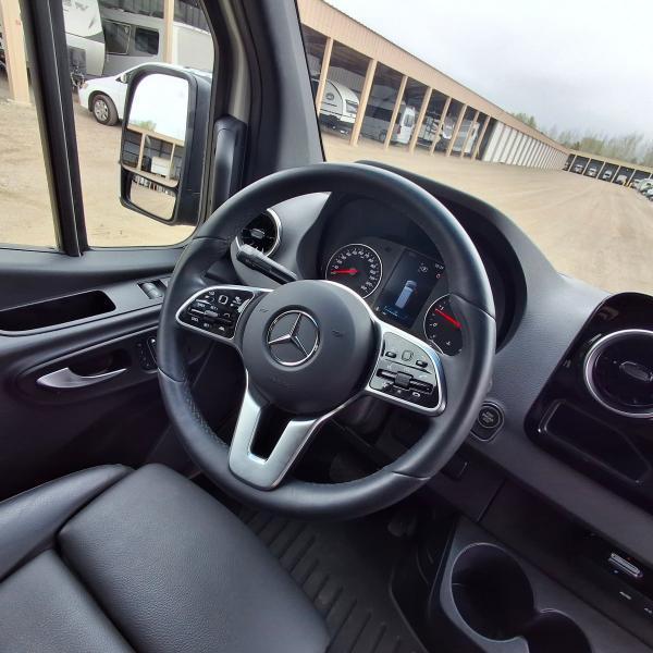 Mercedes-Benz Sprinter 2500  2024