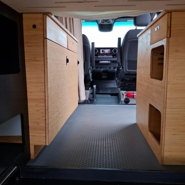 Mercedes-Benz Sprinter 2500  2024