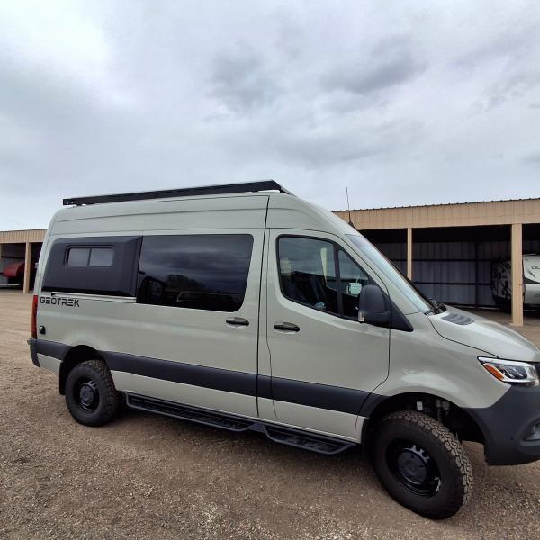 Mercedes-Benz Sprinter 2500  2024