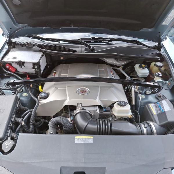 Cadillac CTS-V Sedan 4dr Sdn 2005