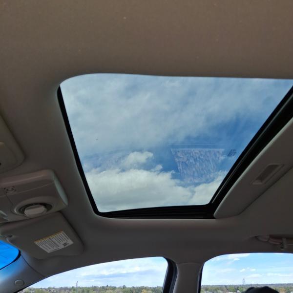 Cadillac CTS-V Sedan 4dr Sdn 2005