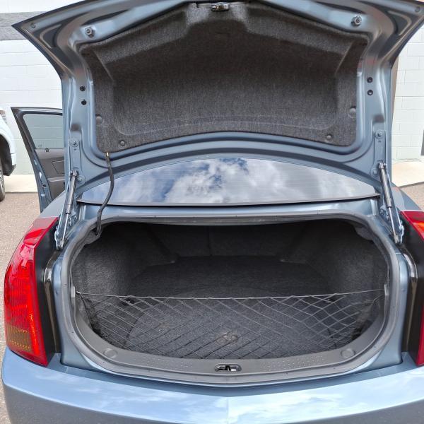 Cadillac CTS-V Sedan 4dr Sdn 2005