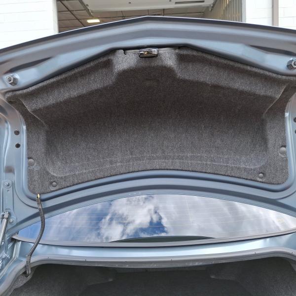 Cadillac CTS-V Sedan 4dr Sdn 2005