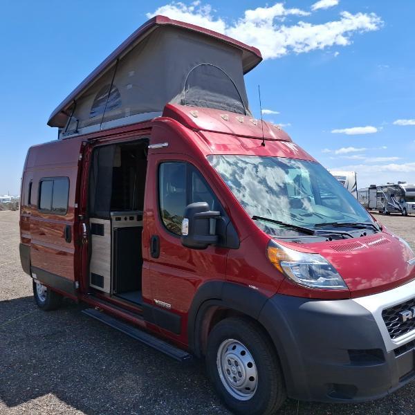 Winnebago Solis 59PX  2021