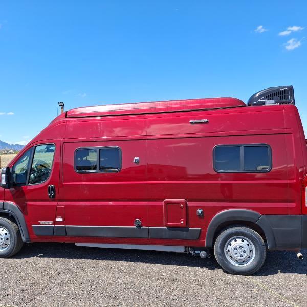 Winnebago Solis 59PX  2021