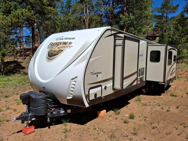 Coachmen Freedom Express  2018